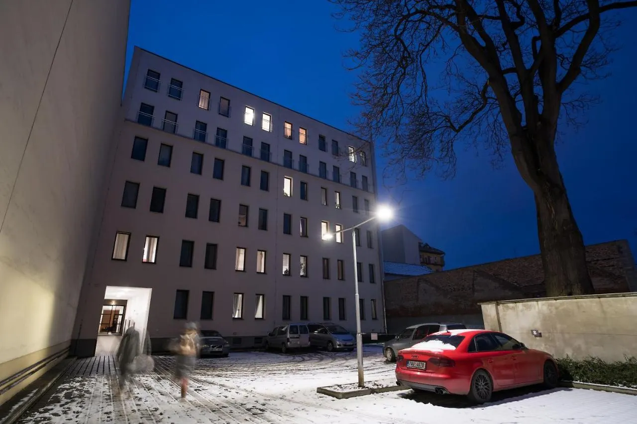 Haas Apartments Downtown With Parking Brno