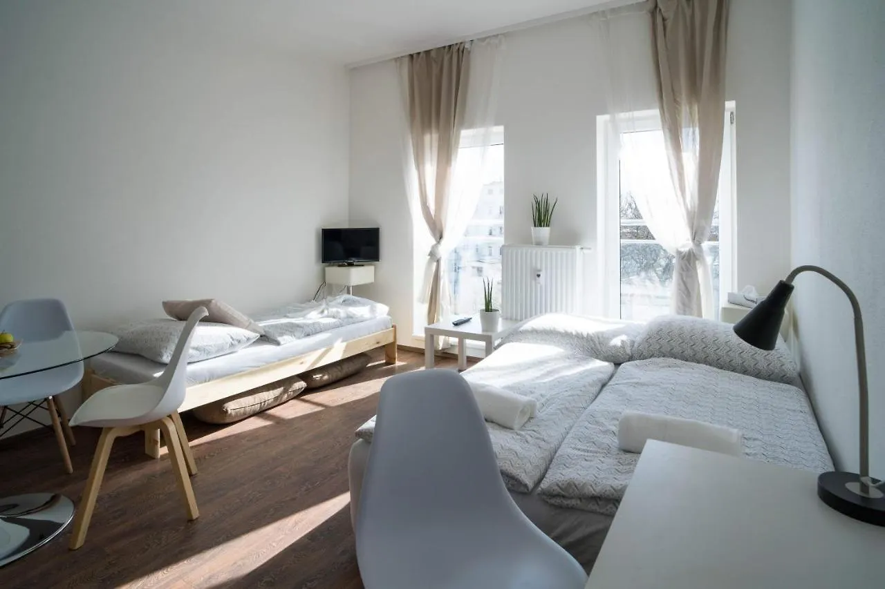 Haas Apartments Downtown With Parking Brno