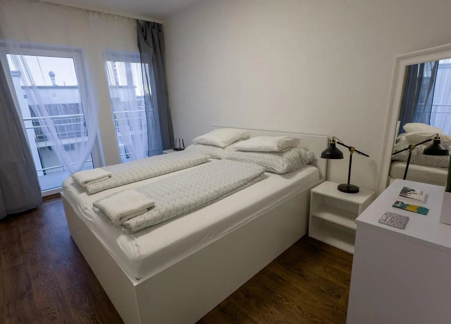 Haas Apartments Downtown With Parking Brno